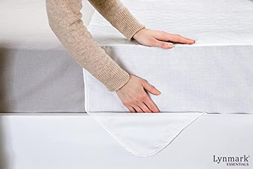 Lynmark Washable Bed Pads - Non-Slip Waterproof Incontinence Protector 2 Pack