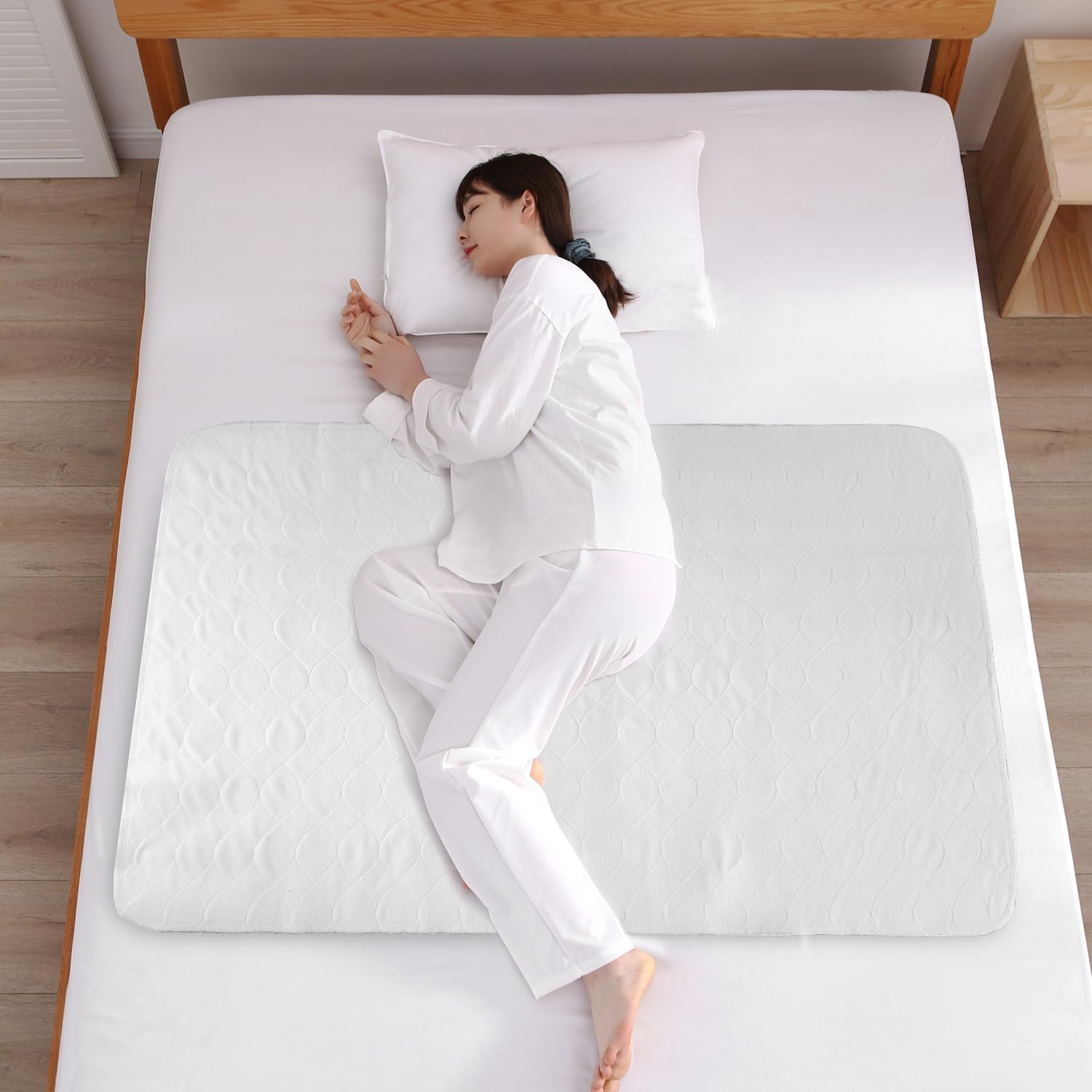 Bamuho 4-Layer Waterproof Bed Pads Washable