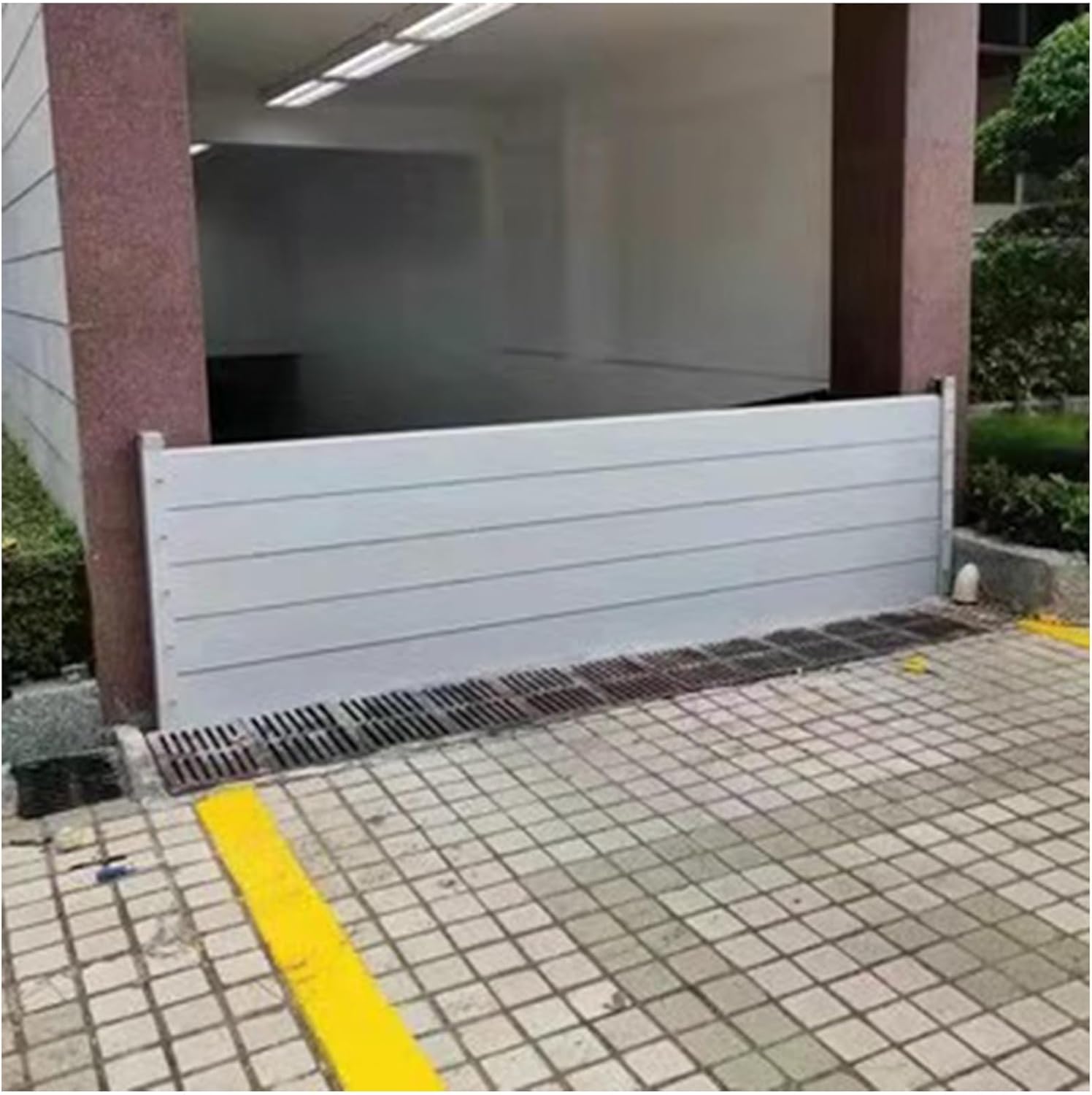 Flood Protection Barriers 39inch High Reusable for Garage Doors 1